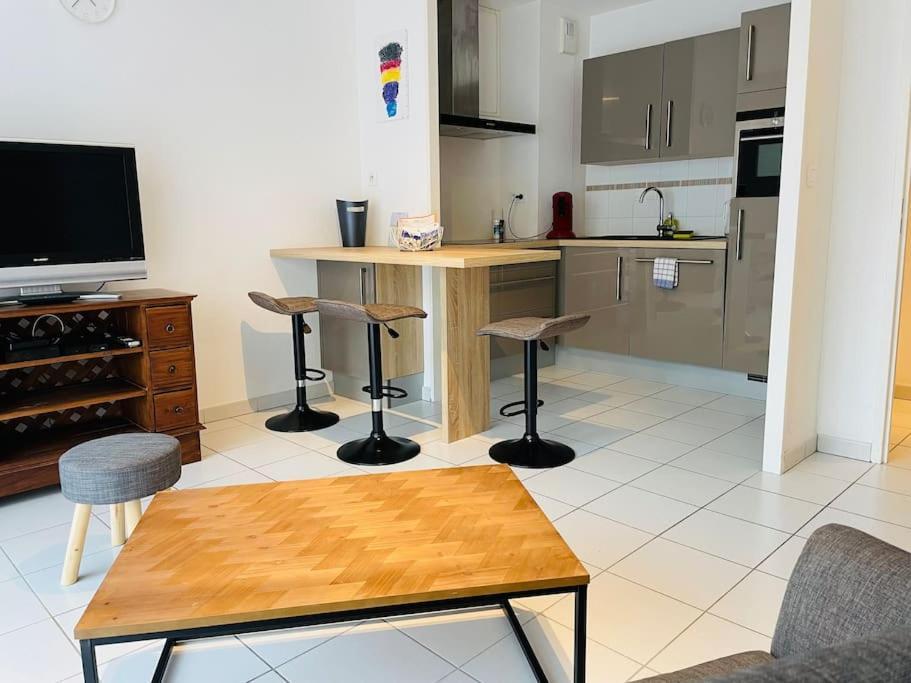 Majestic Apartment Besancon Ngoại thất bức ảnh